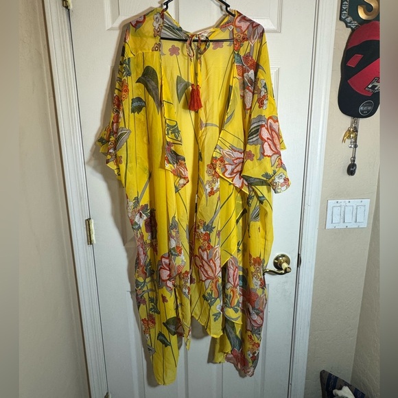 Gigio Yellow Floral Side Slit Kimono Lightweight Cover-up Cape XL - Picture 4 of 11